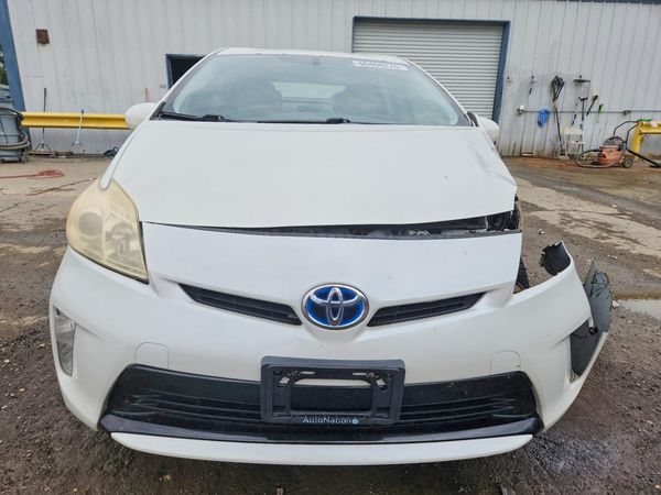 2015 TOYOTA PRIUS