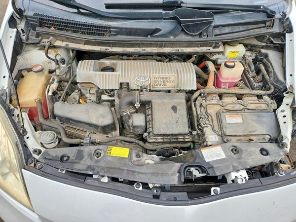 2015 TOYOTA PRIUS