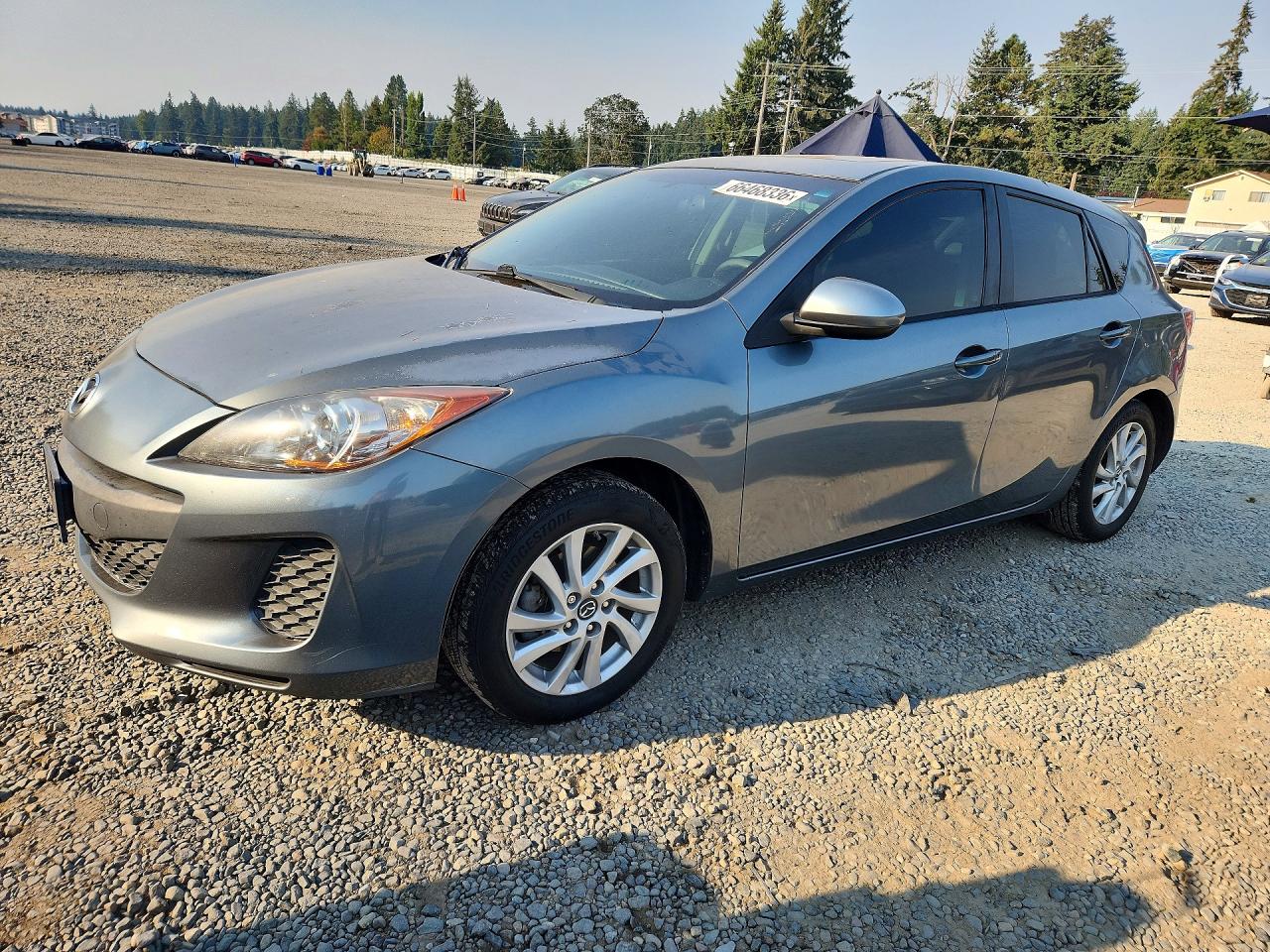 2013 MAZDA 3 Touring/GS