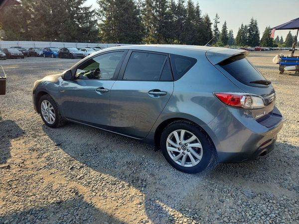 2013 MAZDA 3 Touring/GS