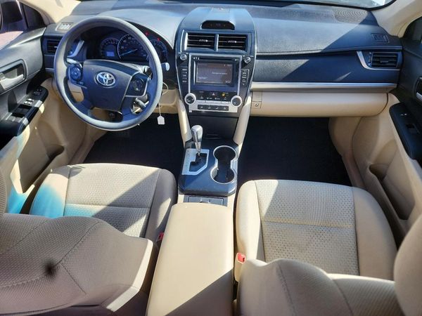 2014 TOYOTA CAMRY