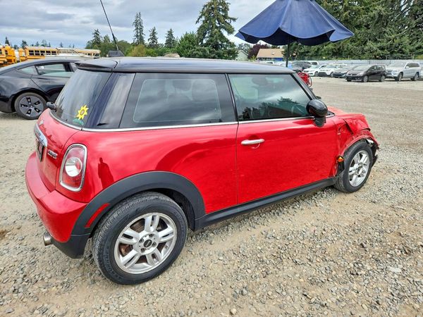 2012 MINI COOPER