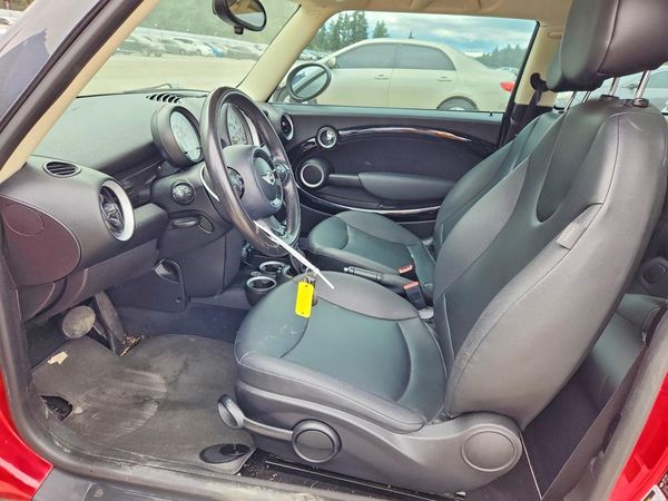 2012 MINI COOPER