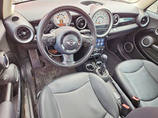 2012 MINI COOPER