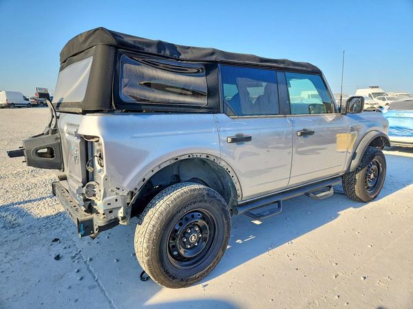 2021 FORD BRONCO
