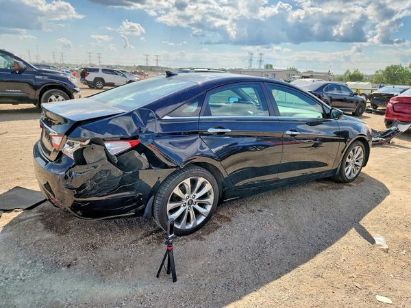 2013 HYUNDAI SONATA