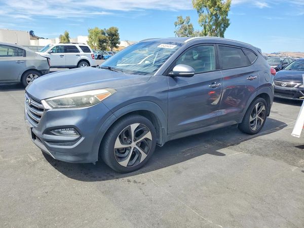 2016 HYUNDAI TUCSON