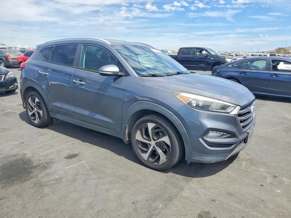2016 HYUNDAI TUCSON