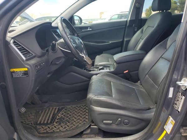 2016 HYUNDAI TUCSON