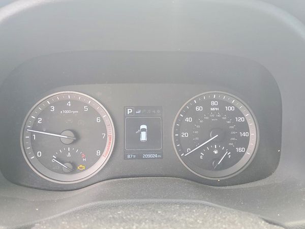 2016 HYUNDAI TUCSON