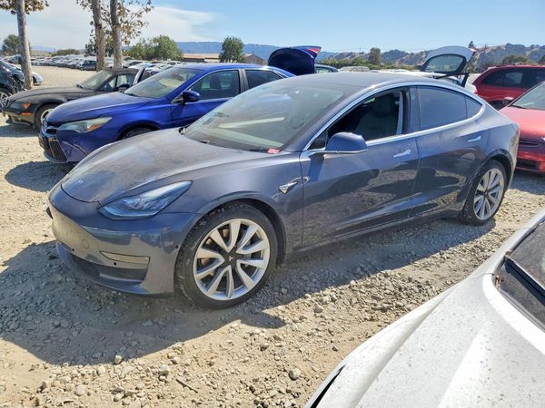2020 TESLA MODEL 3