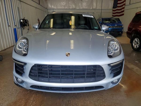 2015 PORSCHE MACAN