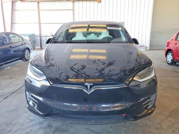 2018 TESLA MODEL X
