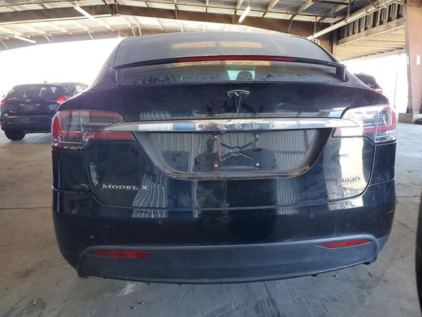 2018 TESLA MODEL X