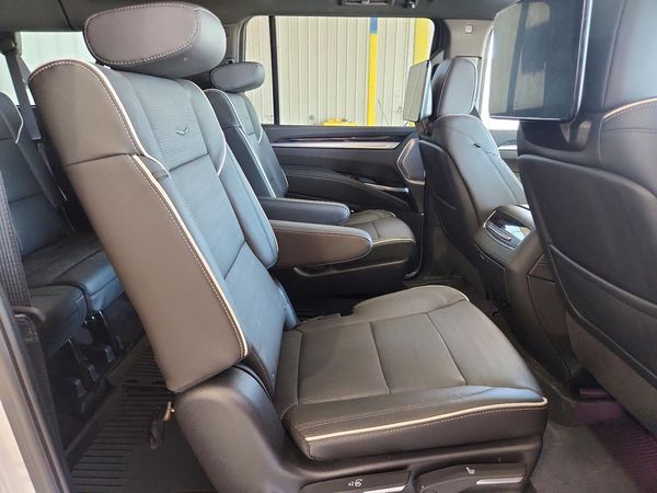 2026 CADILLAC ESCALADE Sport+Touring Pkg