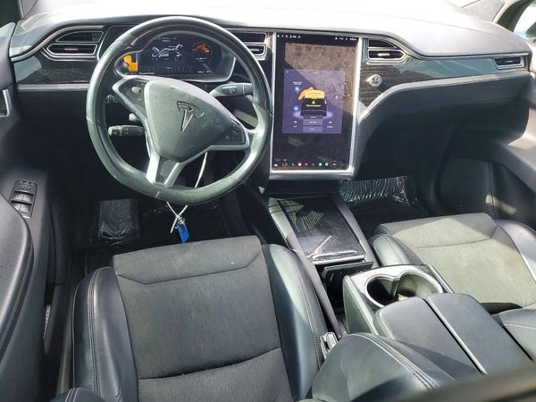 2017 TESLA MODEL X