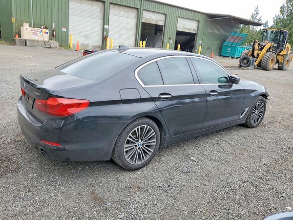 2018 BMW 530