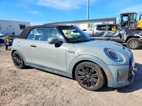 2022 MINI COOPER