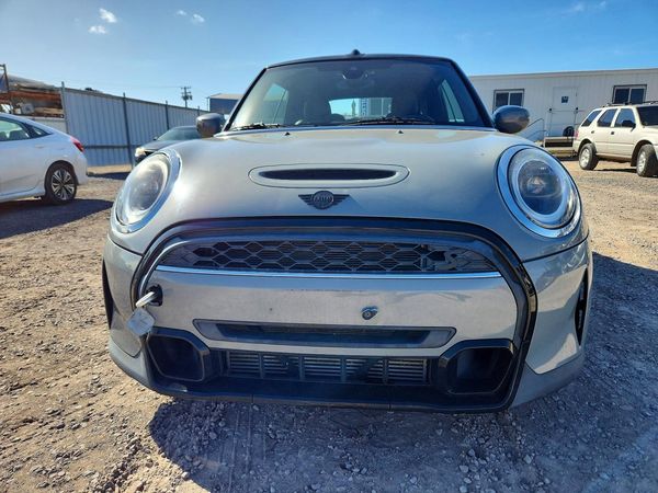 2022 MINI COOPER