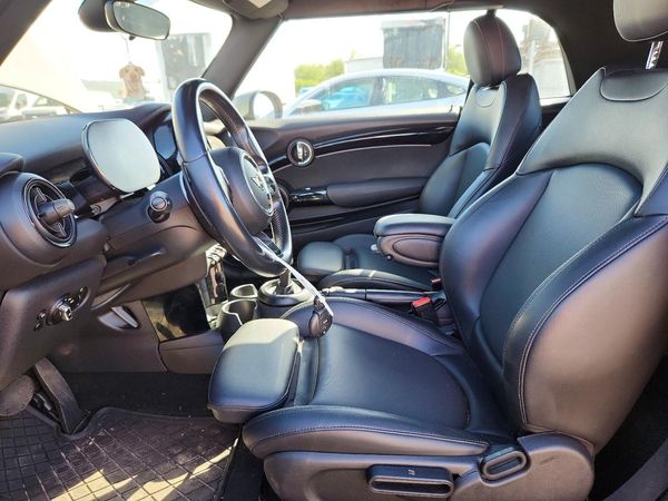 2022 MINI COOPER