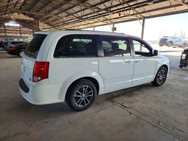2017 DODGE GRAND CARAVAN SXT