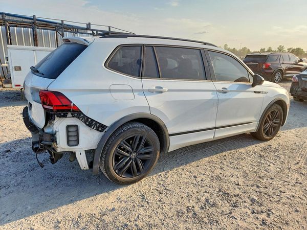 2022 VOLKSWAGEN TIGUAN