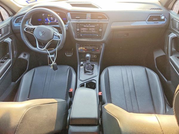 2022 VOLKSWAGEN TIGUAN