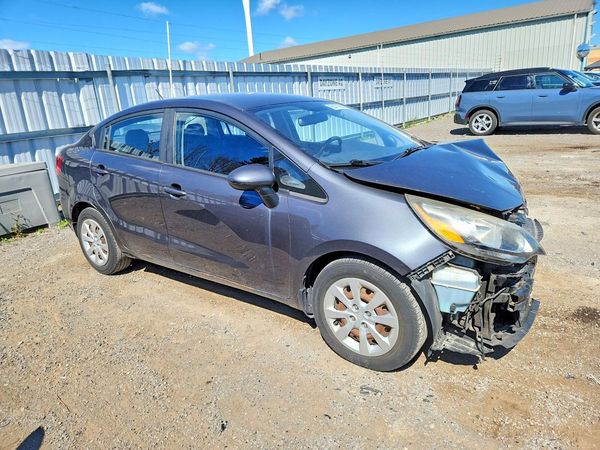 2013 KIA RIO