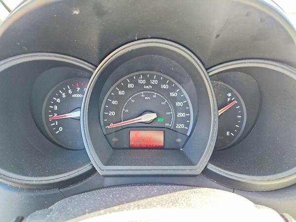 2013 KIA RIO