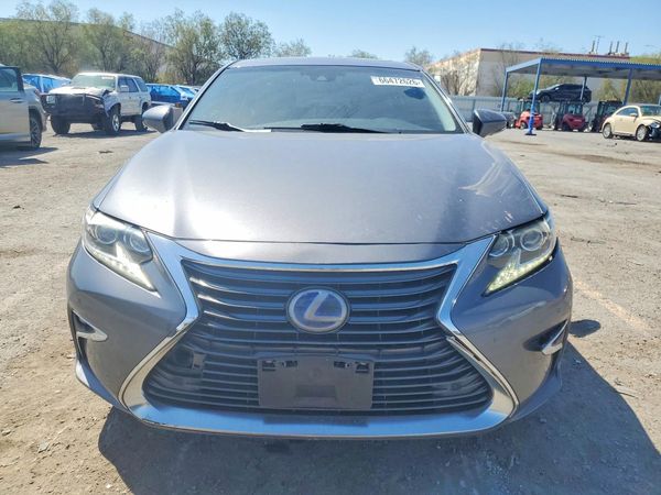 2016 LEXUS ES