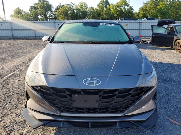 2022 HYUNDAI ELANTRA