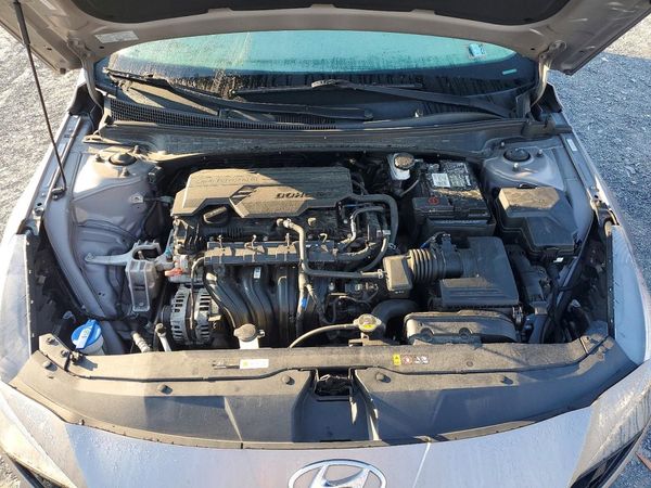 2022 HYUNDAI ELANTRA