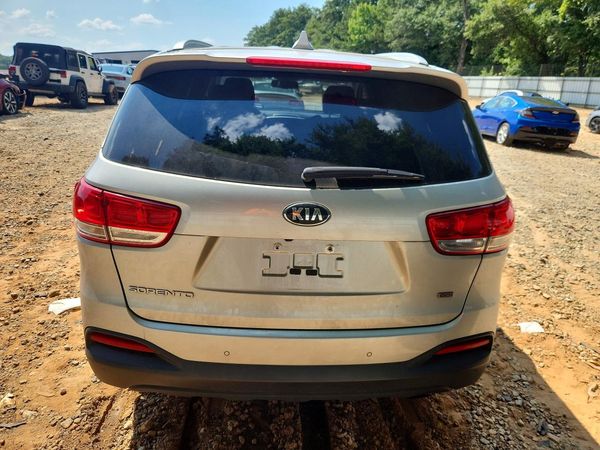 2017 KIA SORENTO