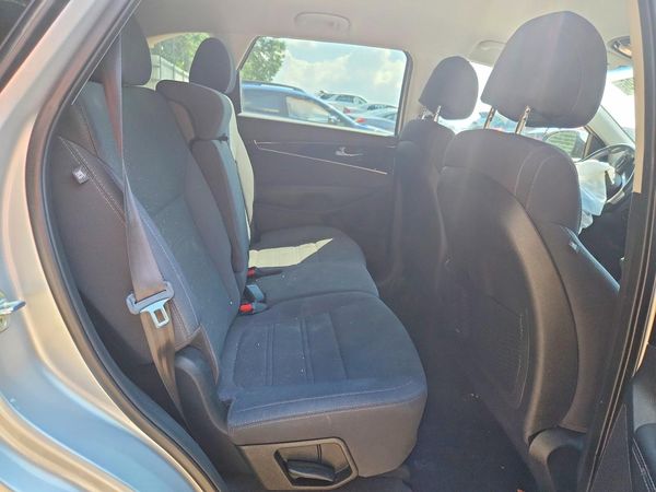 2017 KIA SORENTO