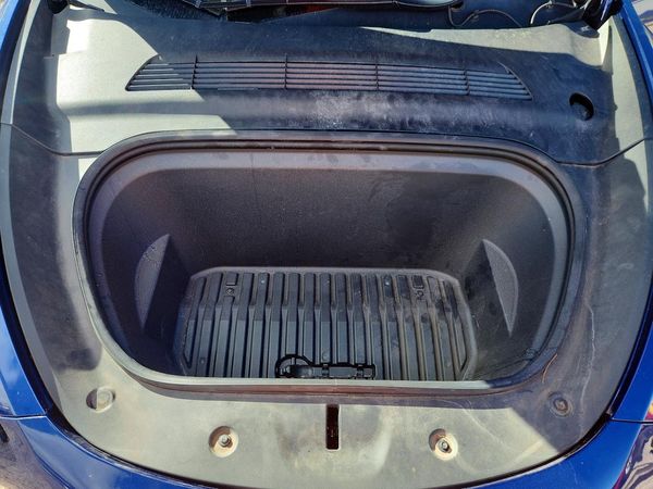 2020 TESLA MODEL Y
