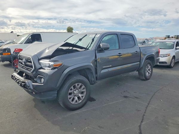 2017 TOYOTA TACOMA