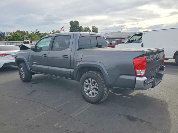 2017 TOYOTA TACOMA
