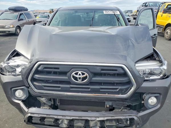 2017 TOYOTA TACOMA