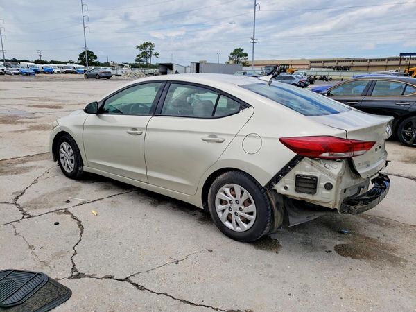 2017 HYUNDAI ELANTRA