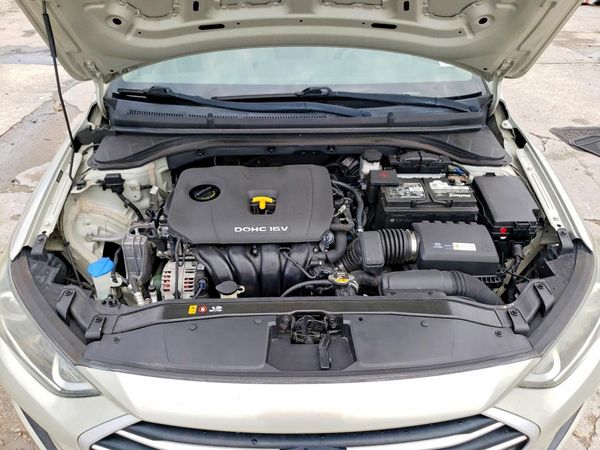 2017 HYUNDAI ELANTRA