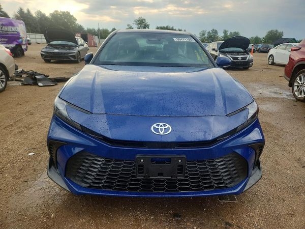2026 TOYOTA CAMRY