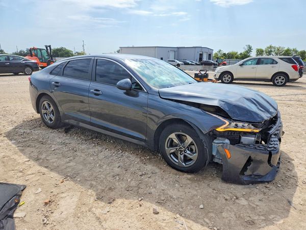 2021 KIA K5 LXS — Passenger 3/4