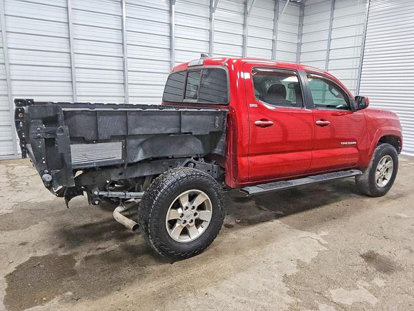 2017 TOYOTA TACOMA