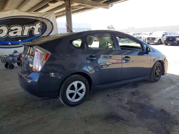 2013 TOYOTA PRIUS