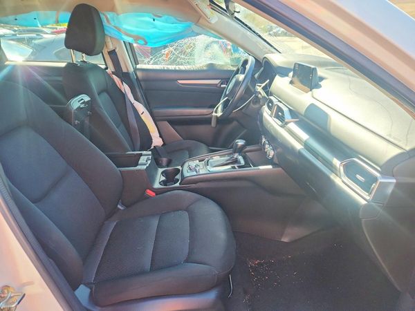 2017 MAZDA CX-5 Sport — DENT