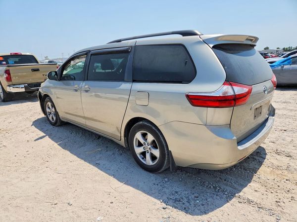 2015 TOYOTA SIENNA