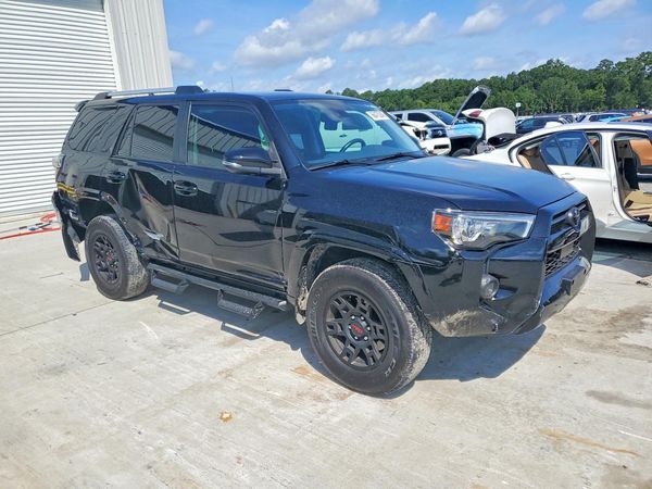 2023 TOYOTA 4RUNNER