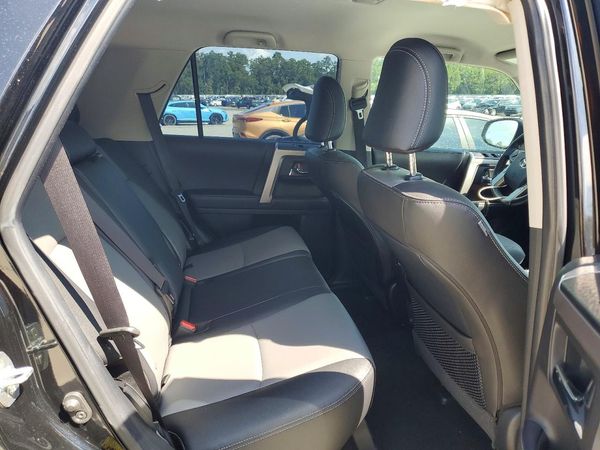 2023 TOYOTA 4RUNNER
