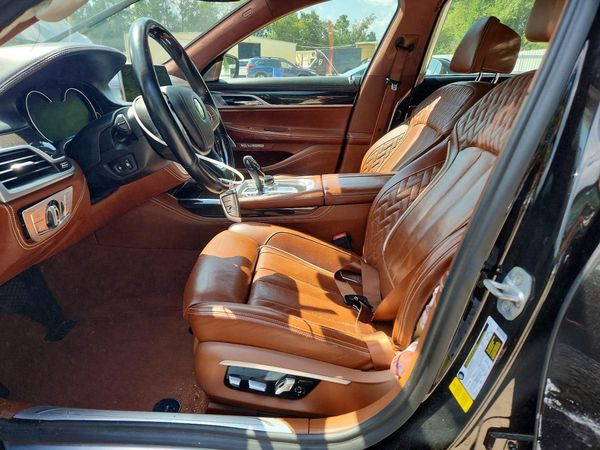 2017 BMW 7 SERIES — DENT