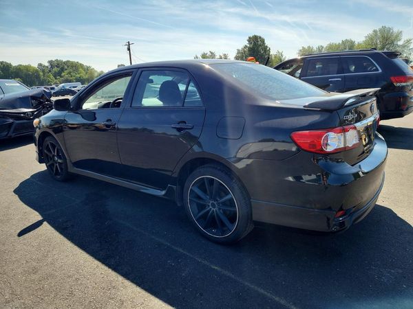 2012 TOYOTA COROLLA